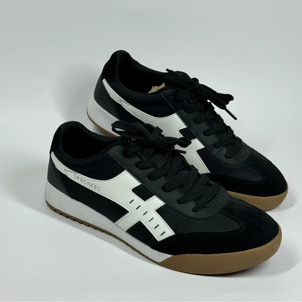 Skechers Black and White Retro Sneakers with Mesh Upper - Picture 4 of 5